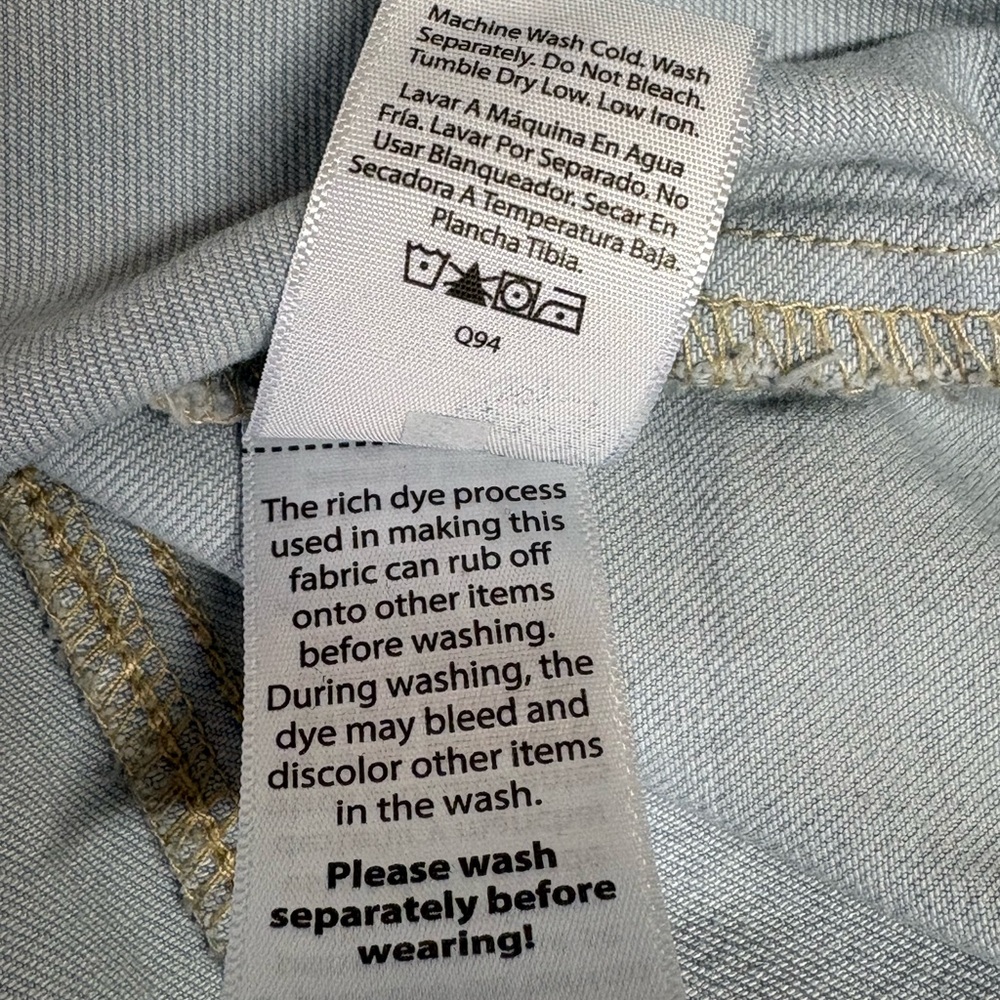 Time and Tru Jean Denim Jacket Women's XL (16-18) Light Blue wash Trucker Jean - Picture 12 of 16
